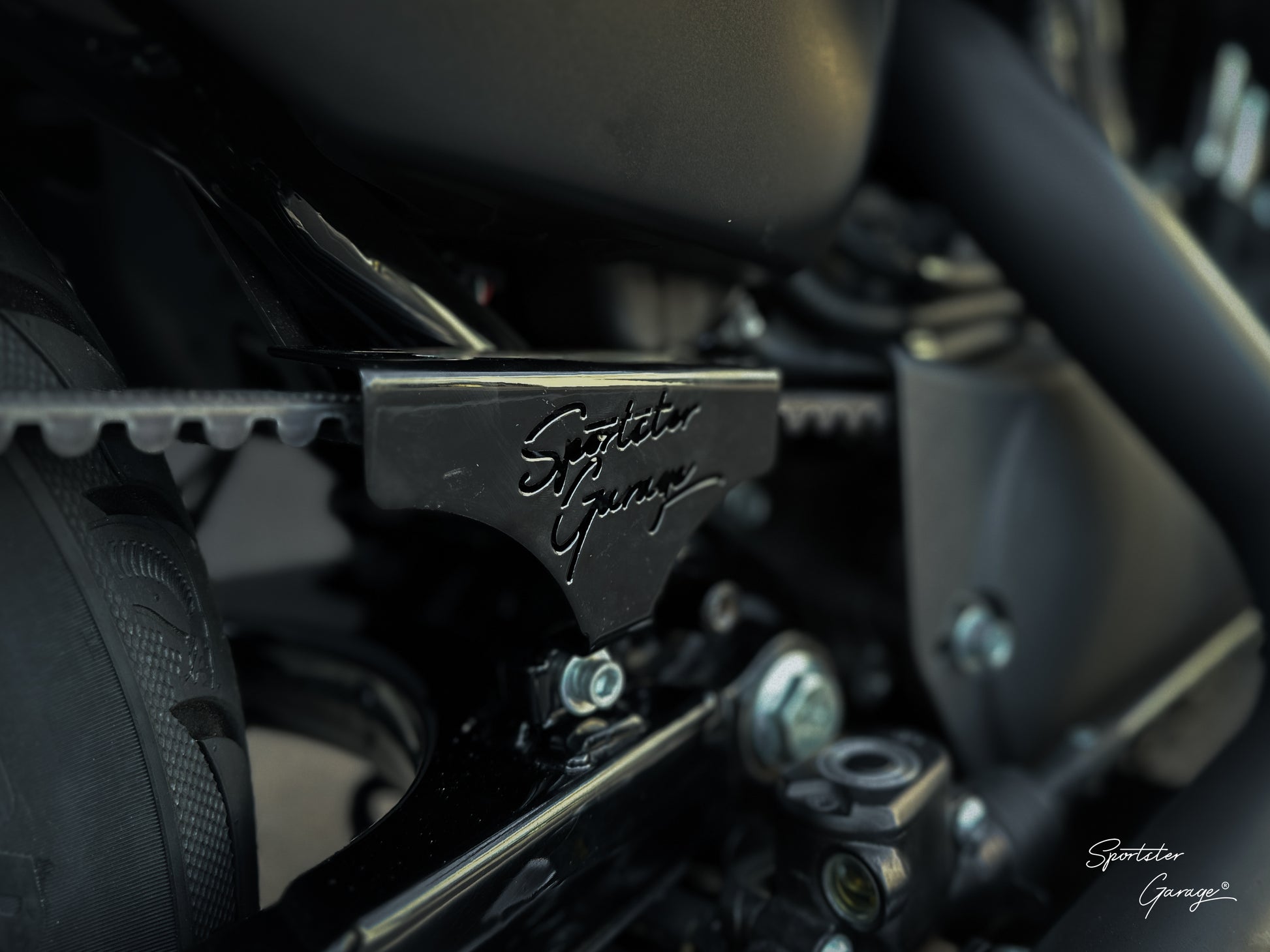 BELT GUARD - Short 2.0 Sportster Garage BELT GUARD - Short 2.0 Sportster Garage