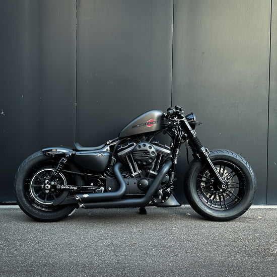 DARKBROWN“ – Sportster Garage®